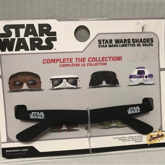 Disney Star Wars kids’ Darth Vader Sun Shade black. Aged 8 and up - Picture 2 of 2